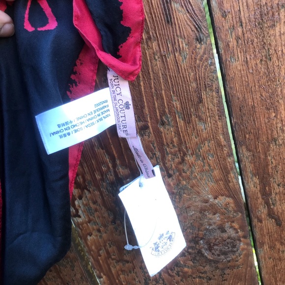 Juicy Couture Scarf - Picture 6 of 6